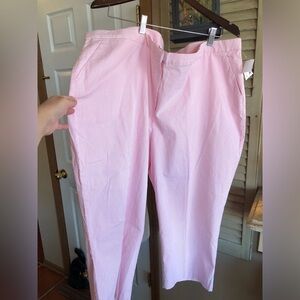Lands' End Pink and white stripes Capri Pants Comfortable Lightweight